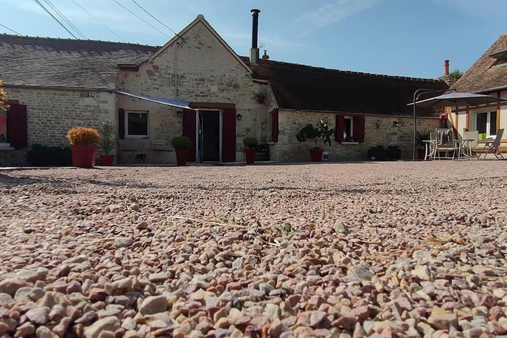 Les Lys Jolie Suite Parentale Privative Deux Adultes Avec Sdd Pertheville-Ners エクステリア 写真