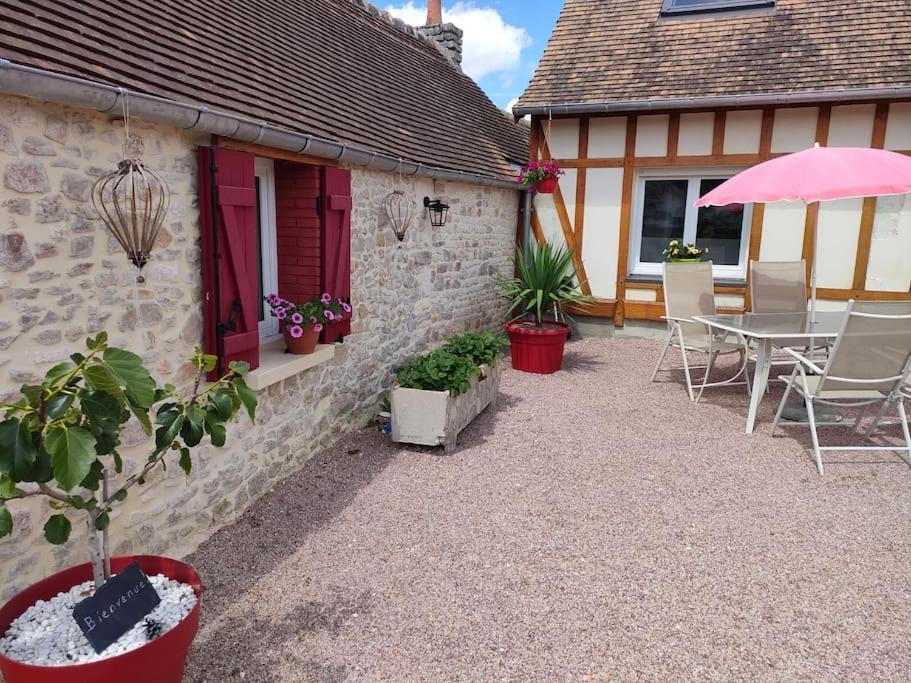 Les Lys Jolie Suite Parentale Privative Deux Adultes Avec Sdd Pertheville-Ners エクステリア 写真