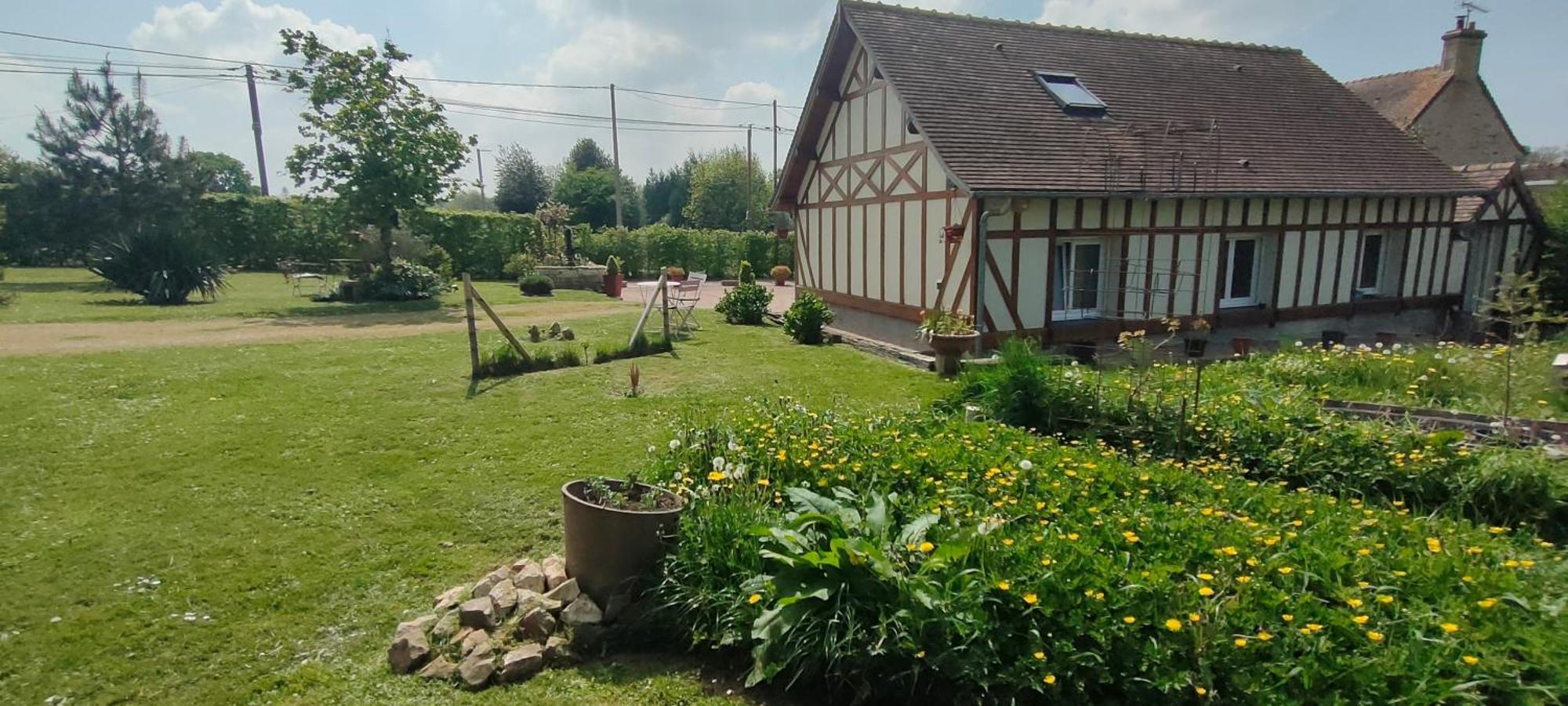Les Lys Jolie Suite Parentale Privative Deux Adultes Avec Sdd Pertheville-Ners エクステリア 写真