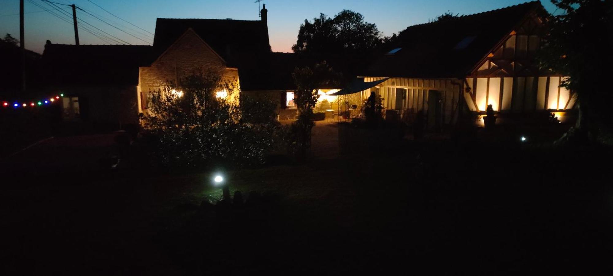 Les Lys Jolie Suite Parentale Privative Deux Adultes Avec Sdd Pertheville-Ners エクステリア 写真